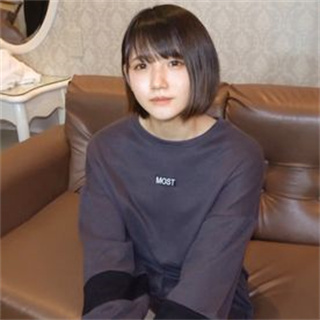 美女太过敏感 稍微身体一接触就流淫水呻吟 美女太过敏感 稍微身体一接触就流淫水呻吟