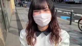 年轻的大学美女就这样给破处了 年轻的大学美女就这样给破处了