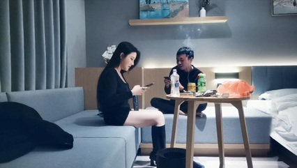 超值干了个175车模来袭,大胸粉嫩摁倒在床舔,观音坐莲花式啪啪激情四射 超值干了个175车模来袭,大胸粉嫩摁倒在床舔,观音坐莲花式啪啪激情四射